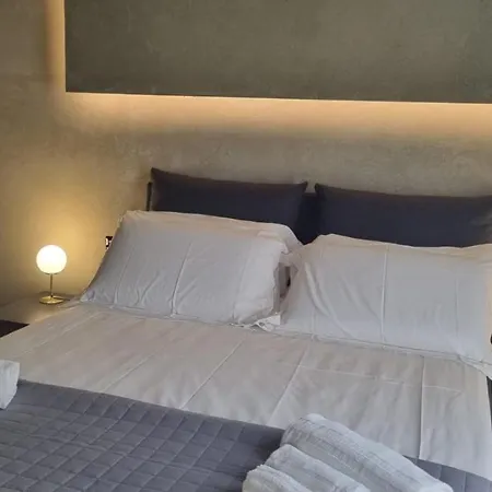 Dimora Dei Viaggiatori Apartment *